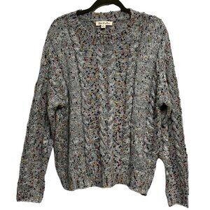 Vine & Love Knit Sweater Women’s Size Medium gray crew neck
